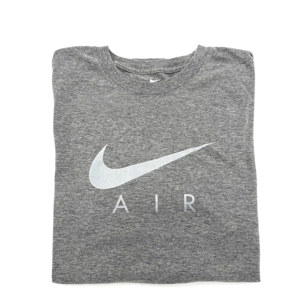 Nike classic tee